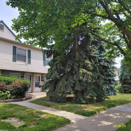 99 Floral, Mt Clemens, MI, 48043 | Card Image