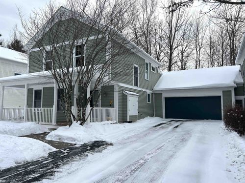 25 Stannard Dr, Essex, VT, 05452-3421 | Card Image