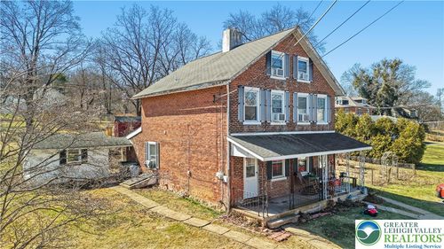 442 Franklin St, ALBURTIS, PA, 18011-9542 | Card Image