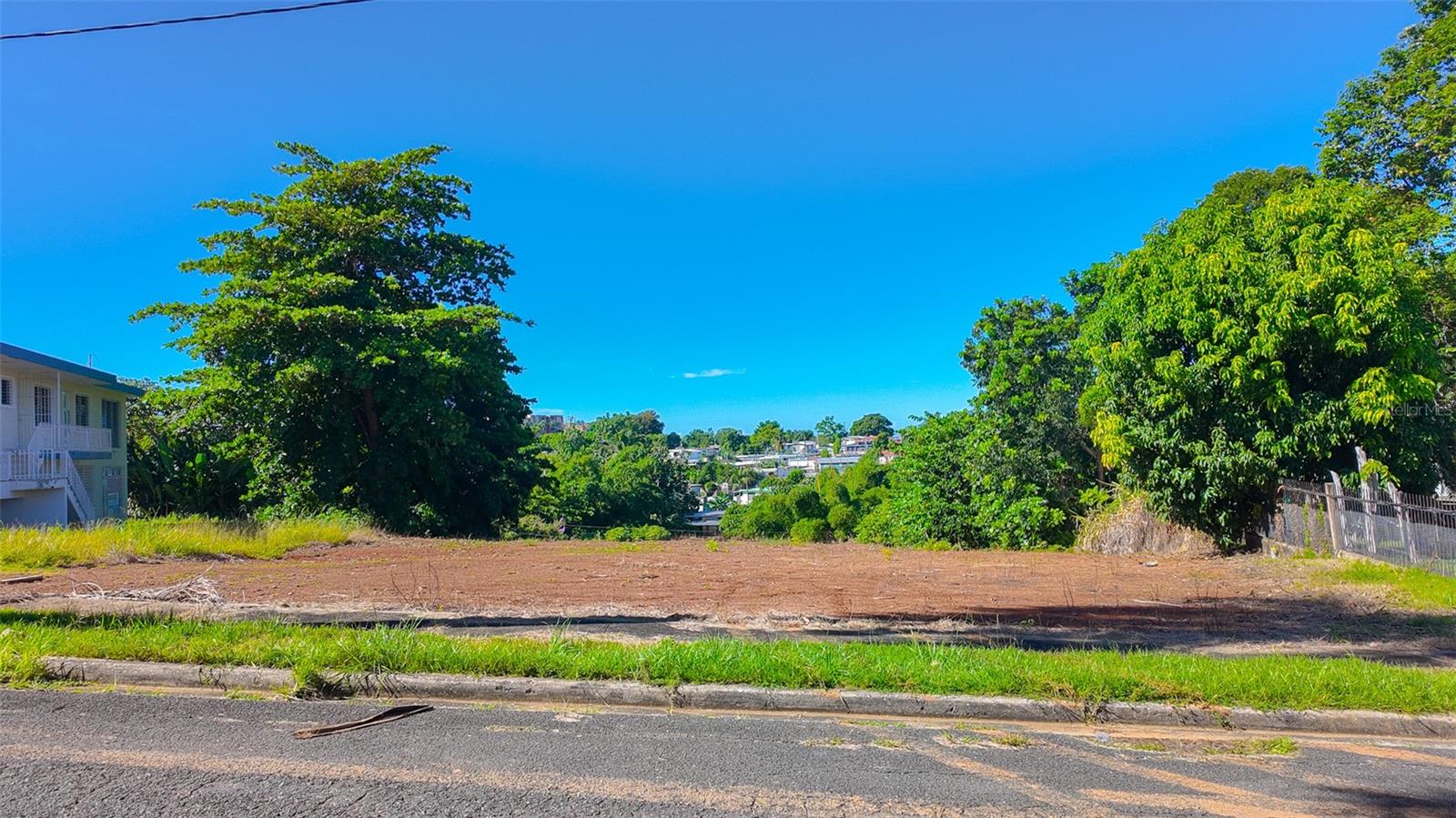 Land en venta en MAYAGUEZ, URB EUGENIO MARIA DE HOSTOS CALLE CARLOS E CHARDON