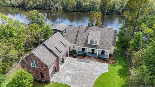 21839 Waterfront East Dr, Maurepas, LA, 70449-5315 | Card Image