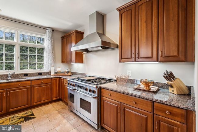 40545 Farm Market Rd, House other with 4 bedrooms, 6 bathrooms and null parking in LEESBURG VA | Image 14