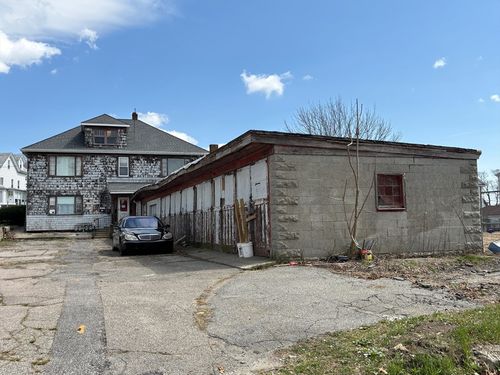 130 Irving St, Fall River, MA, 02723-3766 | Card Image