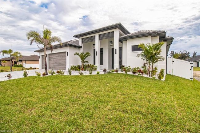 123 Sw 35 Th Ave, House other with 3 bedrooms, 4 bathrooms and null parking in CAPE CORAL FL | Image 33