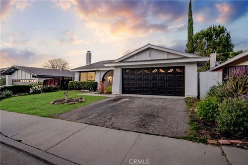 5453 Softwind Way, Agoura Hills, CA, 91301-1541 | Card Image