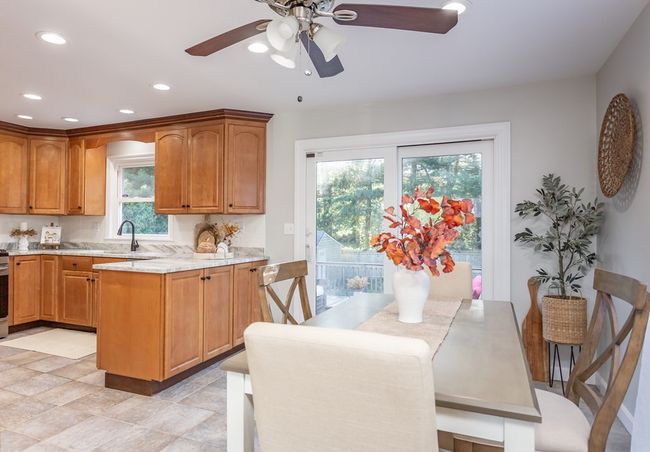167 Slocum Rd, House other with 3 bedrooms, 2 bathrooms and 4 parking in Dartmouth MA | Image 11