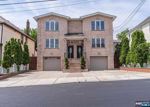 482 Morningside Ave, Fairview, NJ, 07022-1102 | Card Image