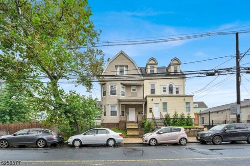 348 13th Ave, Newark, NJ, 07103-3794 | Card Image