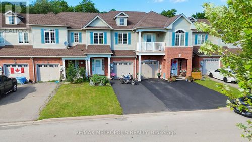 58 Chloe Street, St. Catharines (E. Chester), ON, L2P0A5 | Card Image
