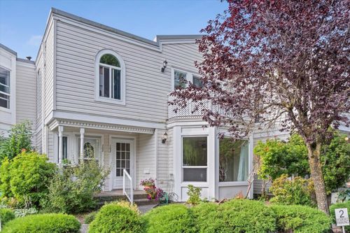 102-9540 Cook St, Chilliwack, BC, V2P7T6 | Card Image