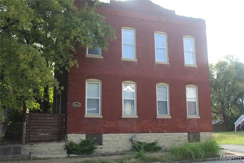 2812 Nebraska Ave, Saint Louis, MO, 63118-1337 | Card Image