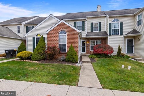 71 Aspen Way, SCHWENKSVILLE, PA, 19473-1792 | Card Image