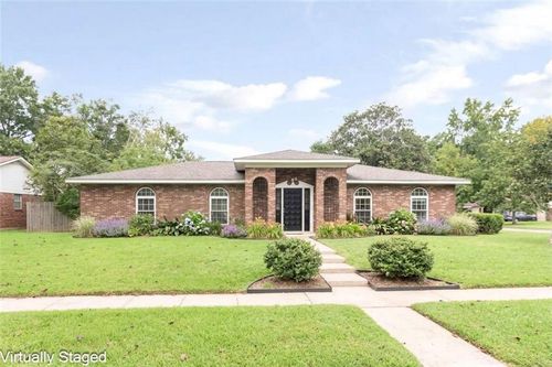 2300 Christopher Dr E, Mobile, AL, 36609-2737 | Card Image