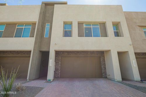1963 W Desert Hollow Dr, Phoenix, AZ, 85085-8671 | Card Image