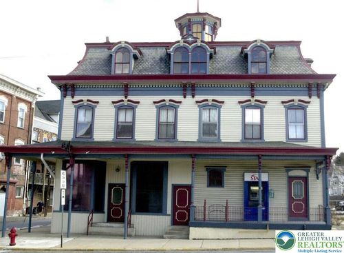 2-705 Main St, Slatington, PA, 18080-1728 | Card Image