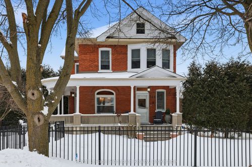 348 6th St, Collingwood, ON, L9Y1Z5 | Card Image