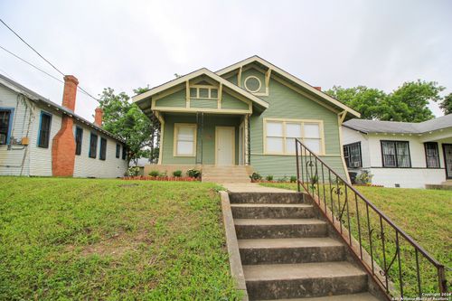 1138 Iowa St, San Antonio, TX, 78203-1815 | Card Image