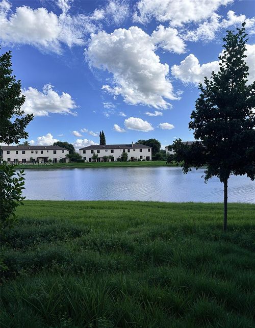 12727 Nw 23rd Pl, Miami, FL, 33167-1493 | Card Image