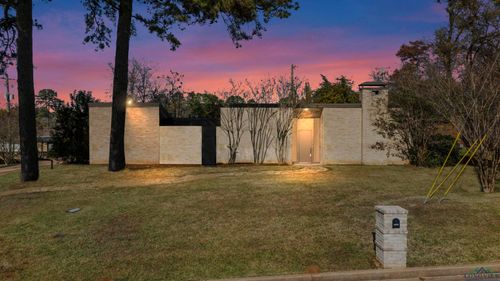 1403 Le Duke Blvd, Longview, TX, 75601-4126 | Card Image