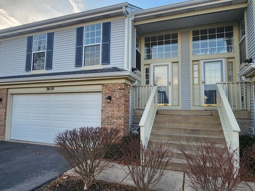 2650 S Embers Ln, Arlington Heights, IL, 60005-4679 | Card Image