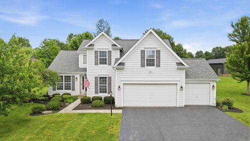 6043 Congressional Dr, Westerville, OH, 43082-8338 | Card Image