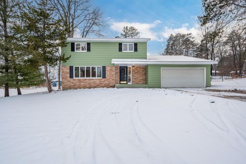 2004 Oak St, Grand Rapids, MN, 55744-9612 | Card Image