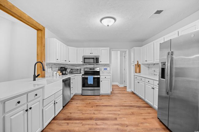 83 Reef Run Rd, House other with 3 bedrooms, 2 bathrooms and 4 parking in Pawleys Island SC | Image 5