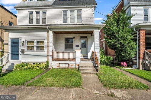 4271 N 6th St, HARRISBURG, PA, 17110-1612 | Card Image