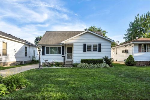 179 Caroline St, Elyria, OH, 44035-3905 | Card Image