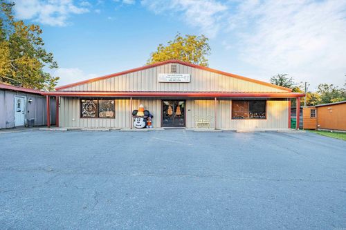 107 S Highway 365, Redfield, AR, 72132-9501 | Card Image