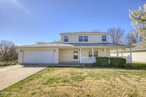 1935 Meadows Dr, Neosho, MO, 64850-6183 | Card Image