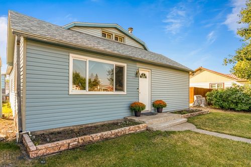 407 W 2nd Ave, Big Timber, MT, 59011-7930 | Card Image