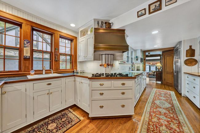 Kitchen | Image 19