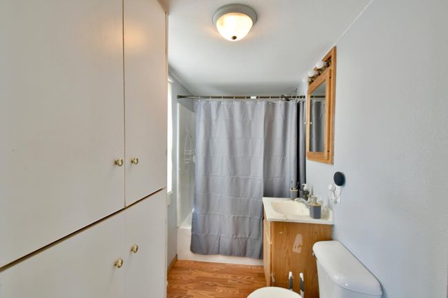 main level bathroom | Image 10