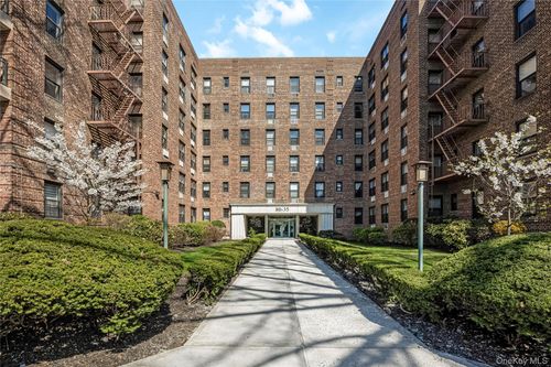 3c-8035 Springfield Blvd, Queens Village, NY, 11427-1204 | Card Image