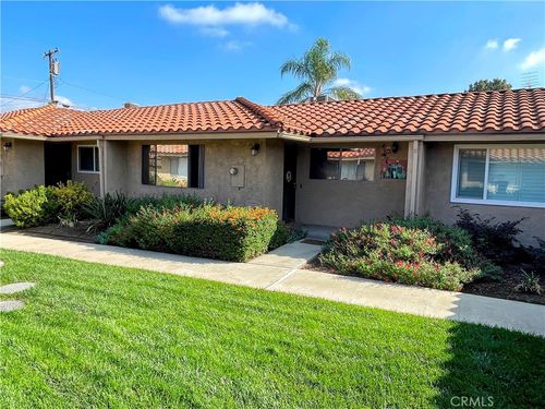 unit-e-939 W Pine St, Upland, CA, 91786-3068 | Card Image