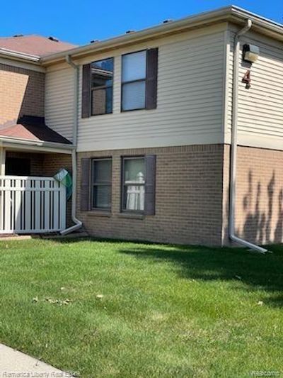 29 - 19531 Northridge Drive, Condo with 2 bedrooms, 2 bathrooms and null parking in Northville Twp MI | Image 2