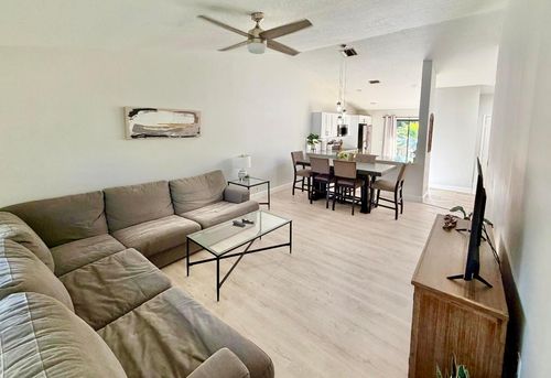 8-13135 Chadwick Ct, Wellington, FL, 33414-3925 | Card Image