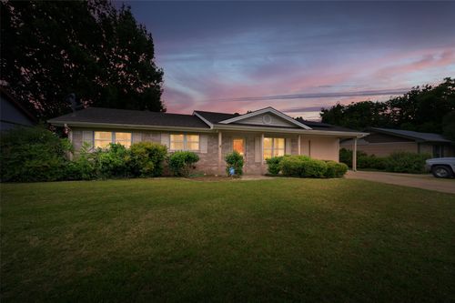 1119 Chester Street, Cleburne, TX, 76033 | Card Image
