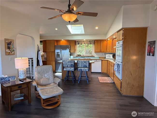 144 State Route 101, House other with 3 bedrooms, 2 bathrooms and 2 parking in Chinook WA | Image 10