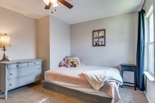 4018 Cedar Elm Ln, House other with 5 bedrooms, 3 bathrooms and null parking in Dallas TX | Image 16