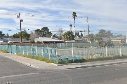 1620 Fremont Street, Las Vegas, NV, 89101 | Card Image