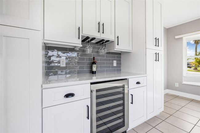 8727 Bay Crest Ln, House other with 3 bedrooms, 2 bathrooms and null parking in TAMPA FL | Image 12