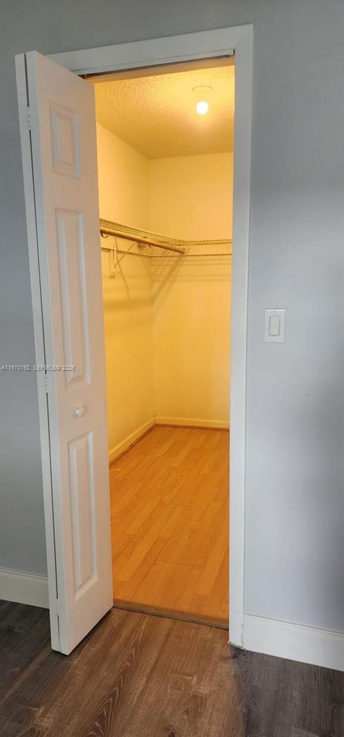 apt-221-d-6503 Winfield Blvd, Margate, FL, 33063-7126 | Card Image