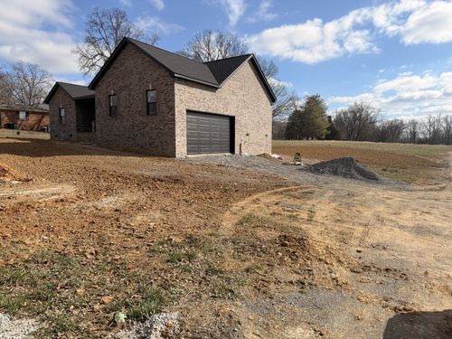 1 Stewart Rd, Cadiz, KY, 42211-8868 | Card Image