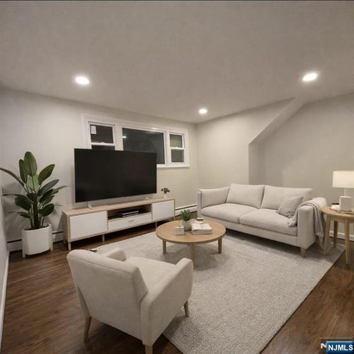 73 Hillcrest Avenue, Woodland Park, NJ, 07424 | Card Image