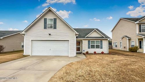 117 Crooked Run Dr, New Bern, NC, 28560-1806 | Card Image