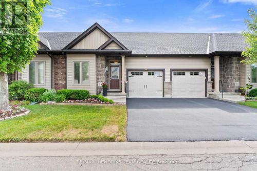 35-9440 Eagle Ridge Drive, Niagara Falls (Forestview), ON, L2H0G2 | Card Image