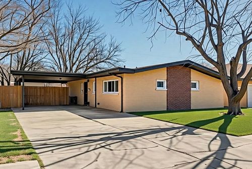 302 Meadow Dr, Gainesville, TX, 76240-5132 | Card Image