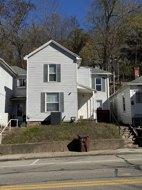 88 W Union St, Athens, OH, 45701 | Card Image